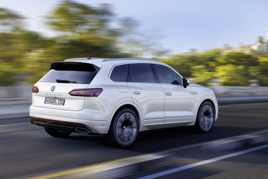  Volkswagen Touareg V6 TDI R-Line 2018 года  (WW) (фото 15 из 41)